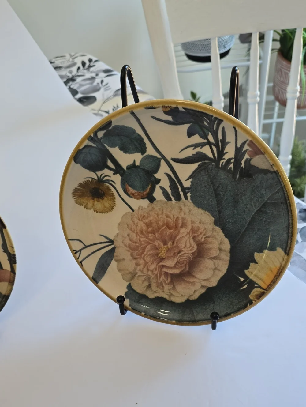 Pier 1 Set Of 4 Moody Blooms Floral Salad Plates Handpainted Ceramic Portugal